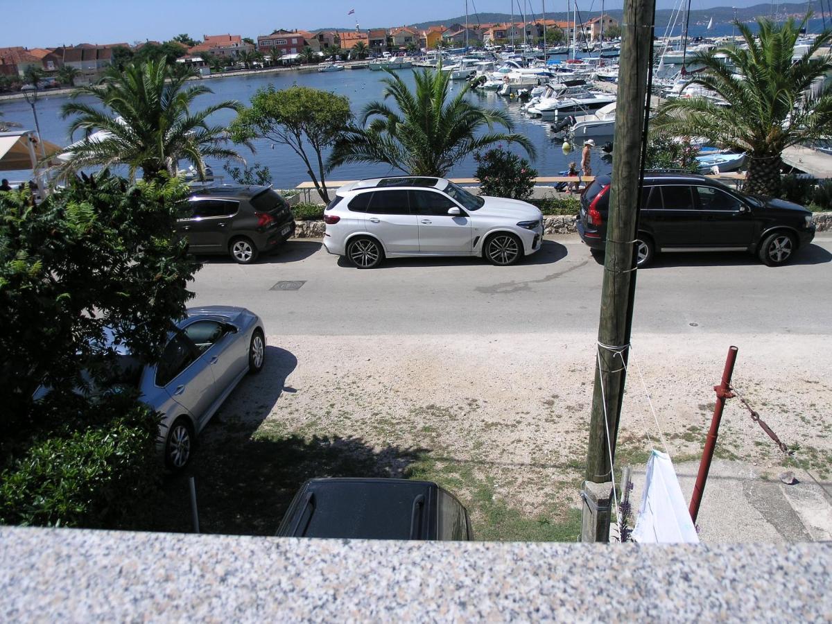 Vala Apartmani Bibinje Exterior photo